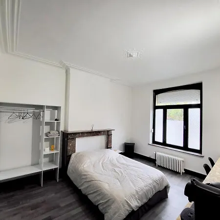 Private Industrial In Center Of *